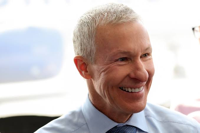 United CEO Scott Kirby and American CEO Robert Isom were once colleagues known as the 'dream team.' Now Kirby wants to acquire his rival