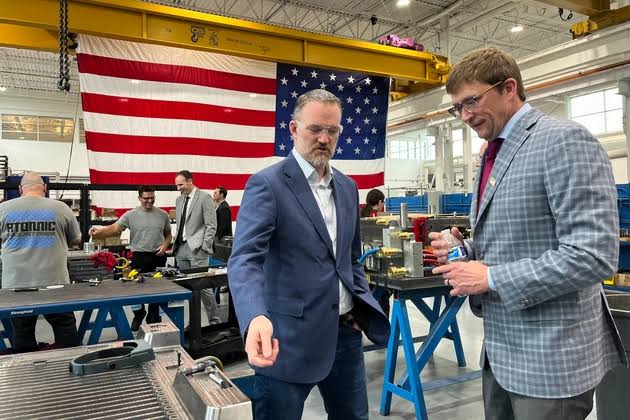 'The plan is working': Trump's trade chief brushes off economic fears in Rust Belt tour