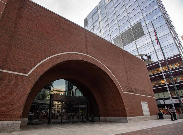 Elite M&A Lawyers Fed Massive Insider-Trading Ring, US Says