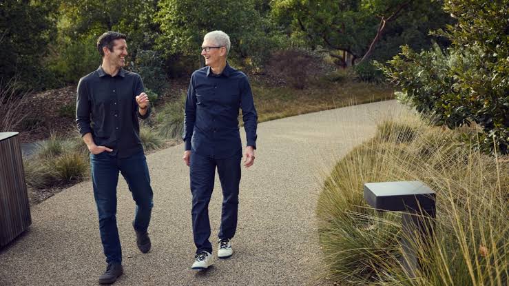 Tim Cook to become Apple Executive Chairman John Ternus to become Apple CEO