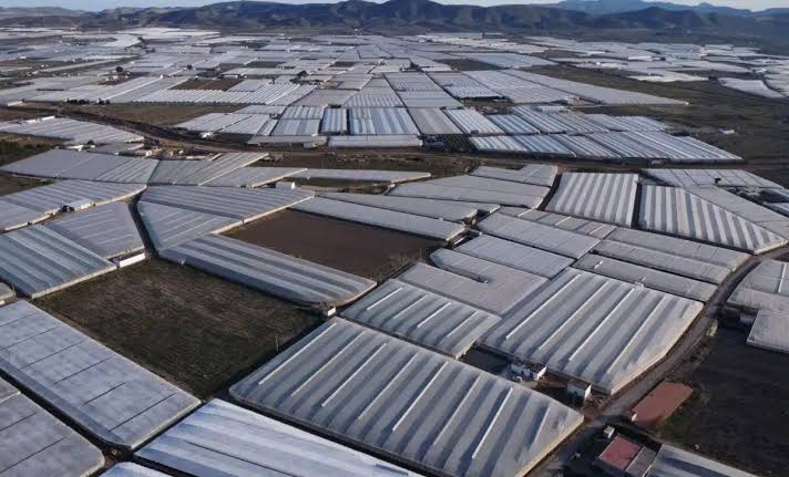 This Massive Human-Made Landmark in Spain Is What Astronauts Actually See from Space, Not the Great Wall!