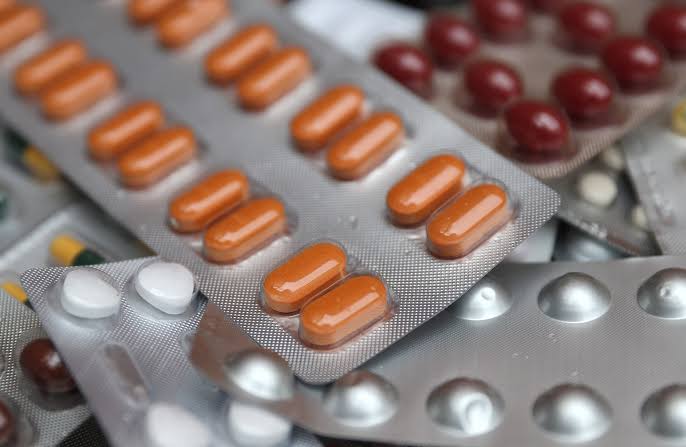 Revolution Medicines' experimental cancer pill boosts survival in late-stage study