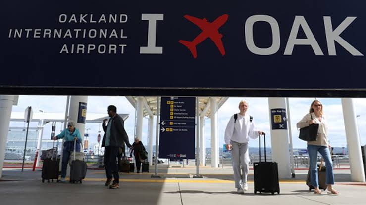 SFO, Oakland settle airport name dispute with new name