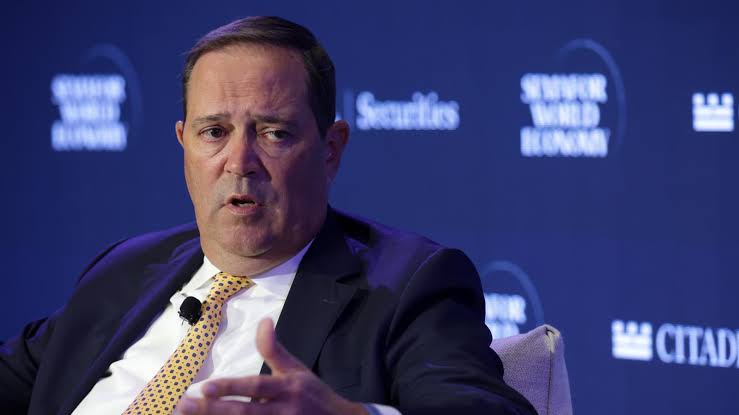 Cisco's stock pops 17% on surging AI orders, as company says it's cutting almost 4,000 jobs