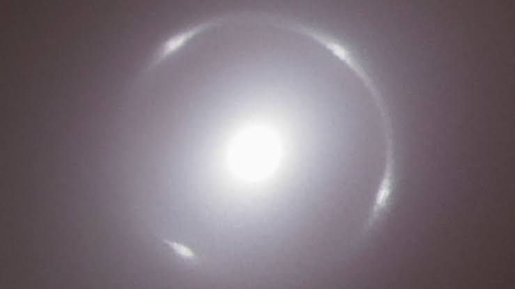 Scientists Need Your Help to Find Galaxies Bending Light in Space