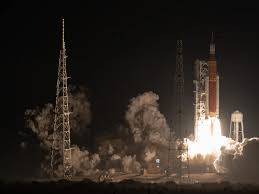 Waiting for Artemis – behind the scenes of the long return to the moon