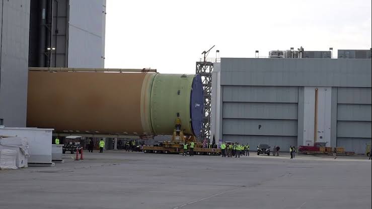 New Orleans NASA facility rolling out Artemis III lunar rocket on Monday