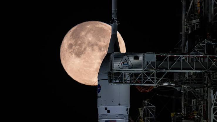 What time is NASA's Artemis 2 moon launch on April 1?