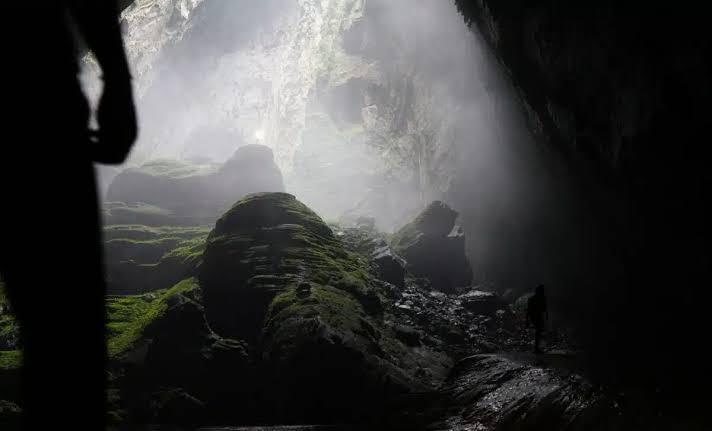 A Man Found a Cave Bigger Than a Boeing 747 in the Vietnam Jungle. It Took 17 Years to Find It Again