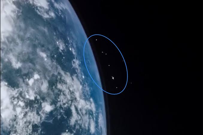 Composite Artemis II Animation Shows Just How Much Stuff Is in Low Earth Orbit