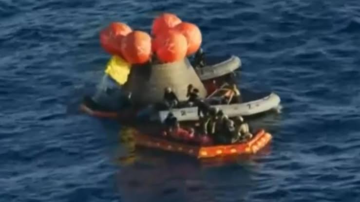 Kids, adults alike watch Artemis II crew's splashdown in San Diego