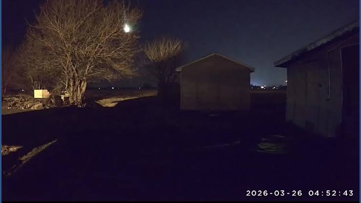 VIDEOS: Another apparent fireball spotted over northwest Ohio early Thursday