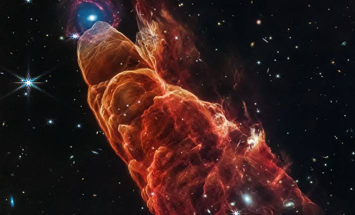 Astronomers Discover Massive Hidden Structures Pointing Straight At Milky Way Black Hole