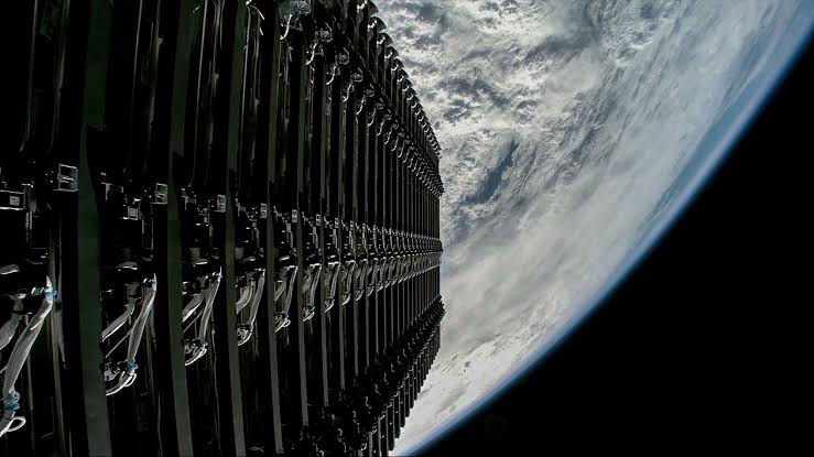 SpaceX launches two Starlink satellite groups 19 hours apart