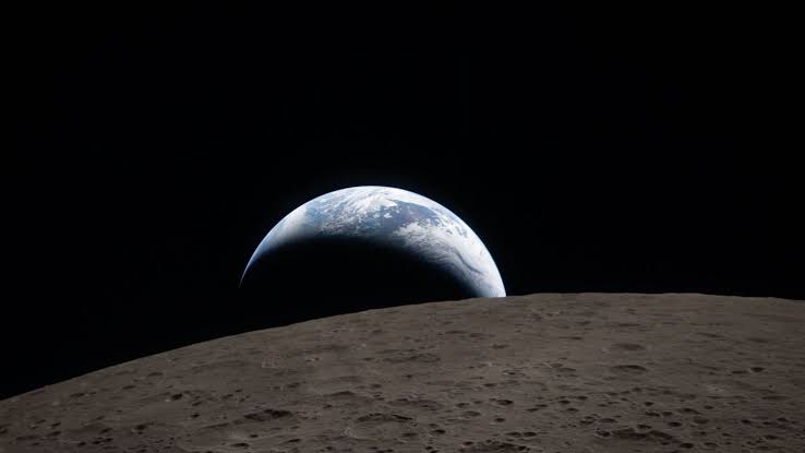 NASA releases stunning new ‘Earthset’ image taken during historic lunar flyby