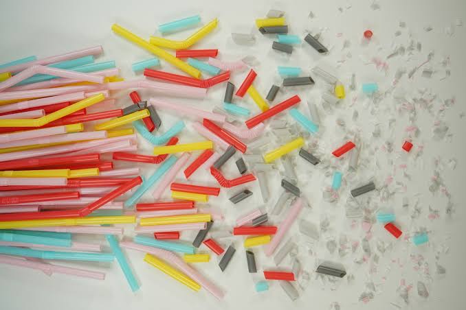 Airborne microplastics may contribute to atmospheric warming