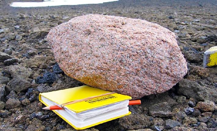 Pink rocks found in Antarctica lead to the discovery of an enormous structure under the ice