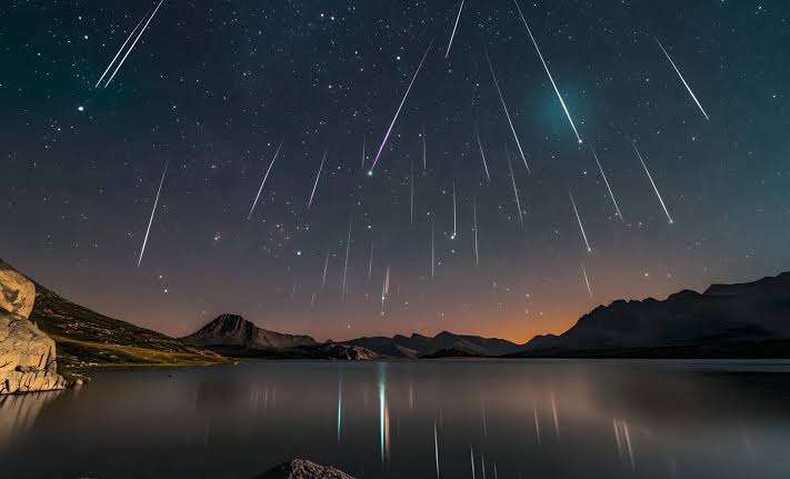 A Rare Meteor Shower Is About To Light Up The Sky This April: Here's When You Can Watch!