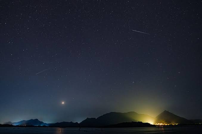 Here’s How to Best Watch the Eta Aquarid Meteor Shower
