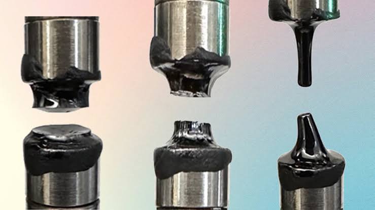 Scientists Discover Liquids Can Snap Like Solids