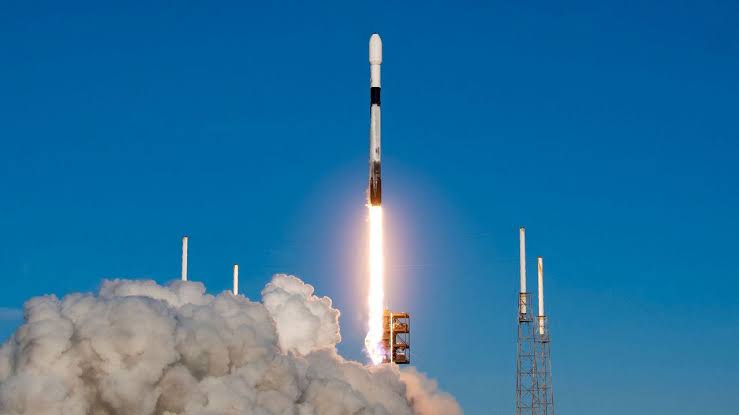 SpaceX launches resupply mission to the ISS