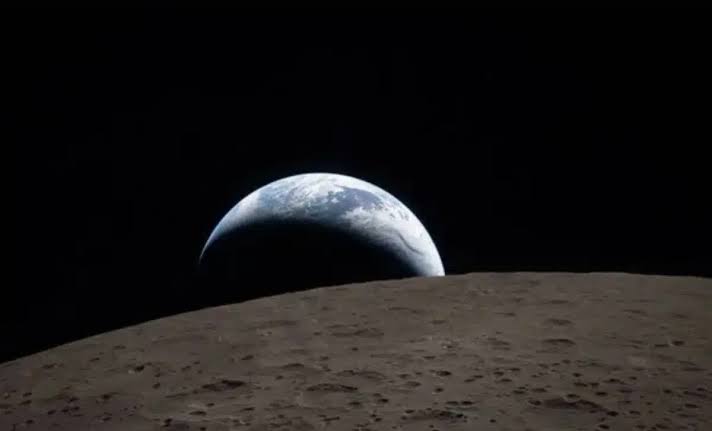 Astronauts on Artemis II Witness Earth Vanishing Beyond the Lunar Horizon in a View Not Seen Since Apollo Era