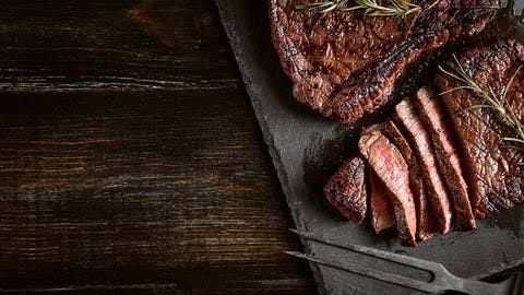 Did Humans Evolve To Eat Meat? An Evolutionary Biologist Explains What Your Anatomy Actually Reveals