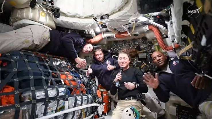 Toilet Troubles Haunting Artemis II Crew