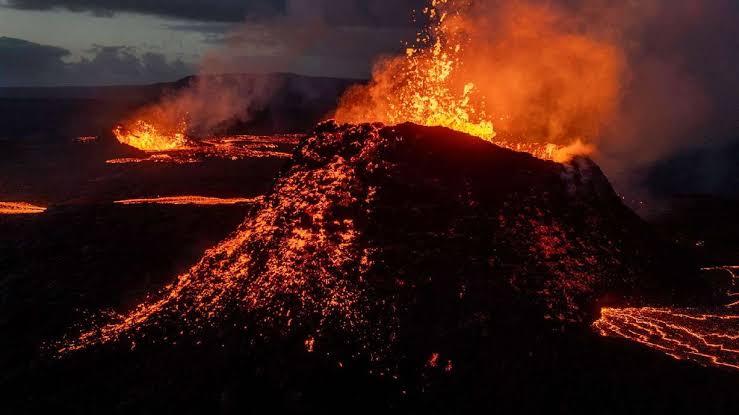 When did plate tectonics begin? Scientists find new clues