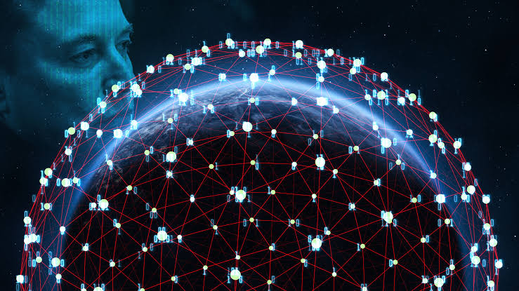 Starlink satellite breaks apart into "tens of objects"; SpaceX confirms "anomaly"