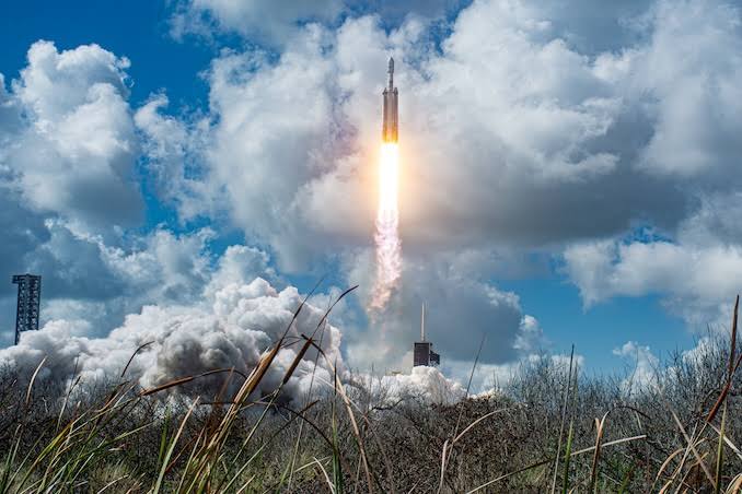 SpaceX launches 6-ton ViaSat-3 F3 satellite on Falcon Heavy rocket