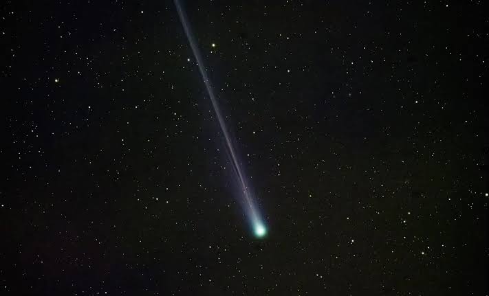 A Rare Comet Is Skimming Past Earth This Weekend, and You Can Spot It!