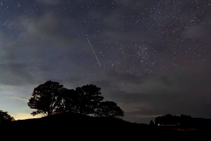 The Eta Aquarid Meteor Shower Peaks Tonight—Here's How to See the Light Show