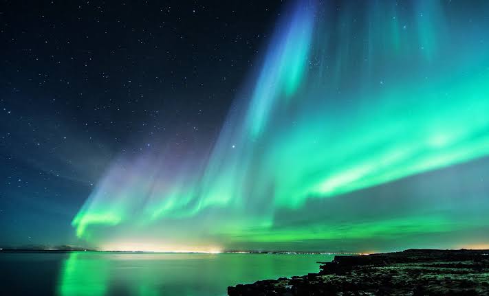 Northern Lights Could Light Up 24 U.S. States Tonight: Here’s Where to Watch!