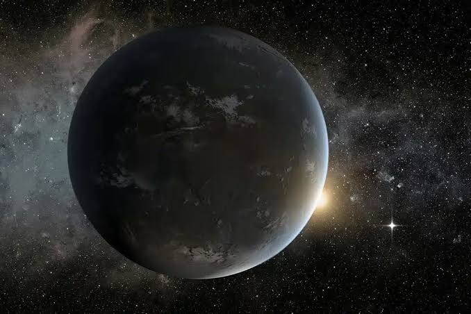 Astronomers Discovered a Brand-New Type of Planet That Reeks of Rotten Eggs and Defies Planetary Science