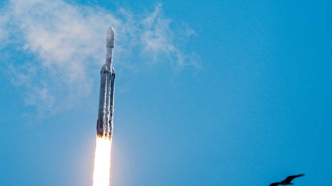 SpaceX Falcon Heavy launch from Kennedy Space Center: Recap of Wednesday liftoff