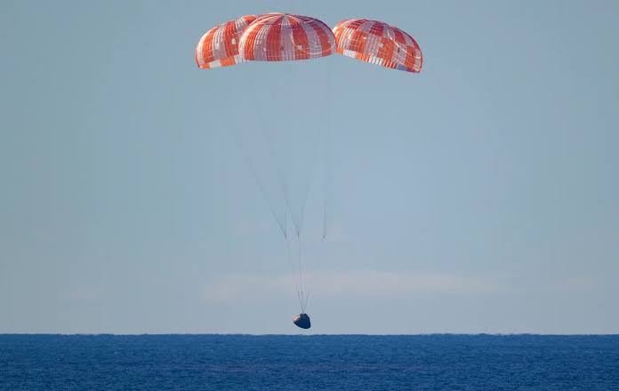 Eerie underwater scene found by US Navy divers at site of Artemis touchdown