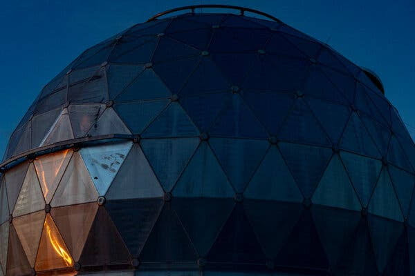 Dark Skies and Dark Energy Converge at a West Texas Star Party