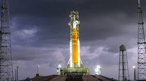 Artemis II launch in Florida, countdown clock. When, where to see liftoff