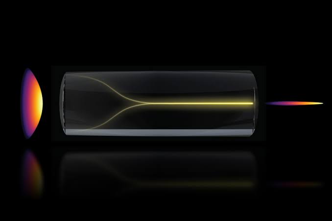 Self-organizing “pencil beam” laser could help scientists design brain-targeted therapies