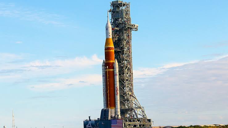 NASA says Artemis II launch is still on target; explains moon base