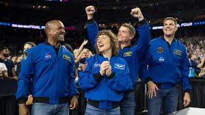 Who are the Artemis II astronauts heading to the Moon?