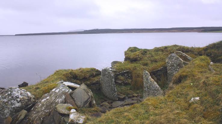 Stone Age tombs in Scotland reveal 'webs of descent' among male relatives
