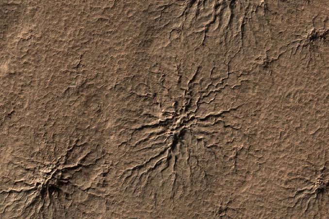 NASA rover captures weird 'spiderwebs' on Mars, giving scientists fresh hope of finding ancient life on the Red Planet