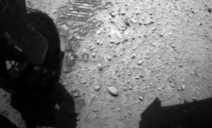 A Professor Claims to Have Possibly Found Living Creatures on Mars in Rover Photos. Researchers Say There's a Simpler Explanation