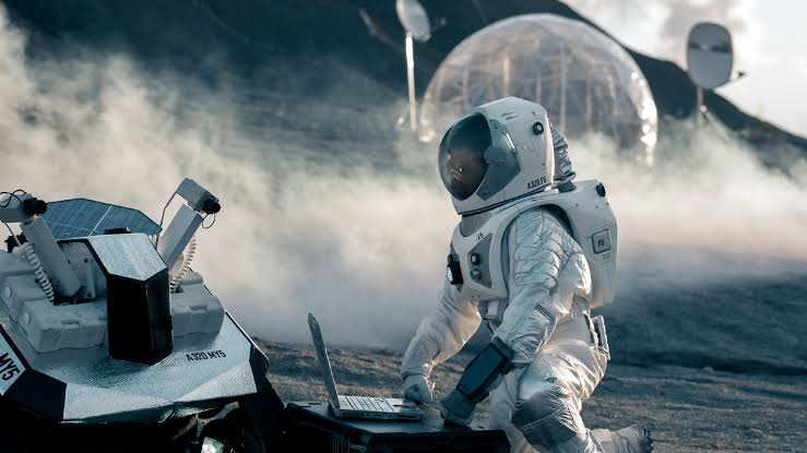 Astronauts will 'absolutely be test subjects': NASA's moon plans pose big questions — and big risks