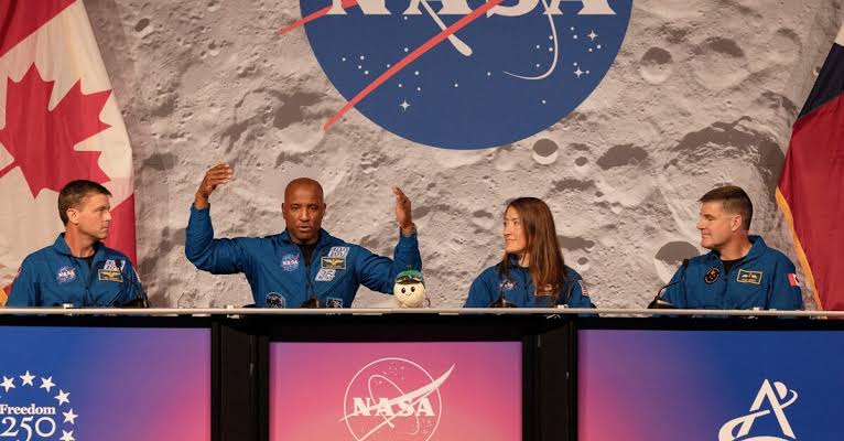 Artemis astronaut describes charring on heat shield during crew's fiery return to Earth