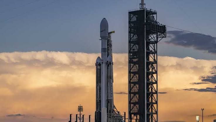 SpaceX postpones Falcon Heavy rocket launch from Florida's Space Coast