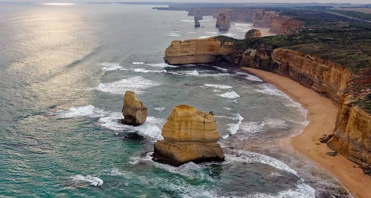 Scientists Discover How the Iconic ‘Twelve Apostles’ Rock Formations Were Created in Australia