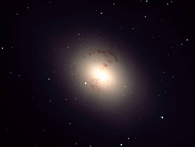 A dead galaxy from the early universe is forcing astronomers to rethink galactic evolution